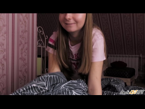 ❤️ Blondie nyedot dheweke bff rumiyin lan nemu cum ing dheweke tutuk Porno vk ing jv.milfnut-net.ru